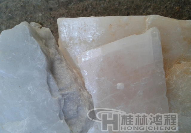 長(zhǎng)石，長(zhǎng)石粉，長(zhǎng)石的用途